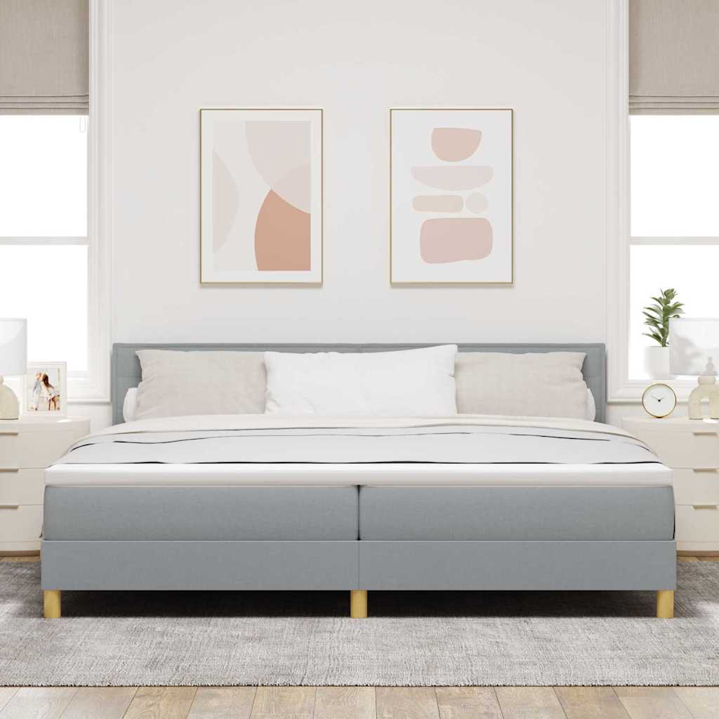 Boxspringbett mit Matratze Hellgrau 200 x 200 cm Stoff