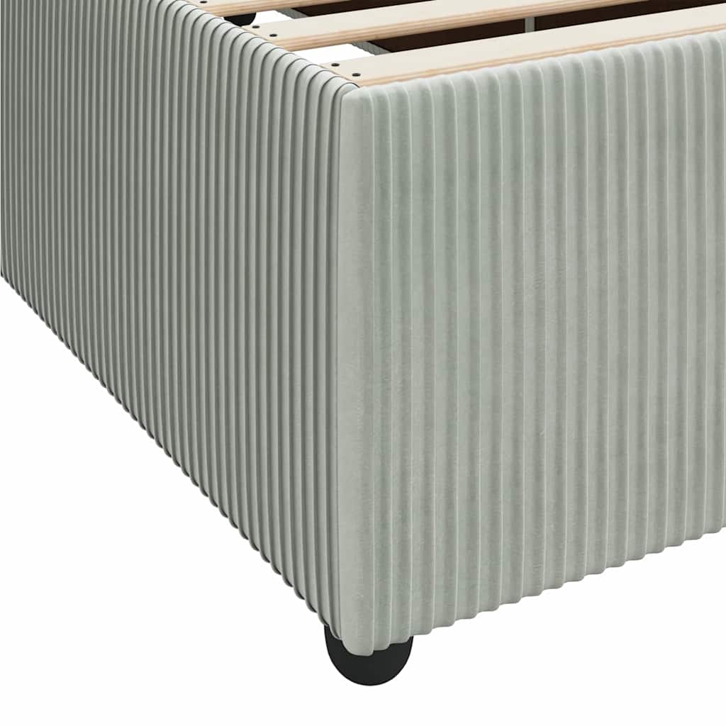 Bettgestell mit Matratze Hellgrau 200 x 200 cm Samt